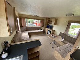 3 Bed 8 Berth Caravan in California Cliffs - M1