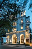 Charmaine's Hotel & Apartment