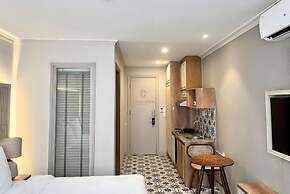 Charmaine's Hotel & Apartment