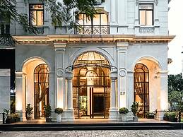 Charmaine's Hotel & Apartment