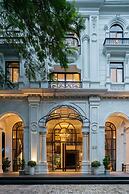 Charmaine's Hotel & Apartment