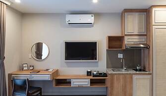 Charmaine's Hotel & Apartment