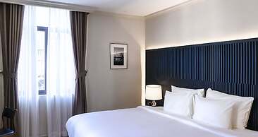 Charmaine's Hotel & Apartment