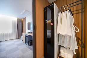 Haeundae Thevan Hotel