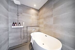 Haeundae Thevan Hotel