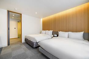 Haeundae Thevan Hotel