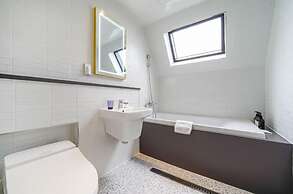 Haeundae Thevan Hotel