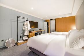 Haeundae Thevan Hotel