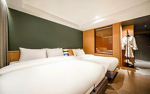 Haeundae Thevan Hotel
