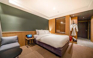 Haeundae Thevan Hotel