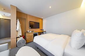 Haeundae Thevan Hotel