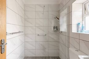 Private Self-contained Annex With Wifi & Parking