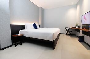 Hotel Youstay Semarang By Sinergi