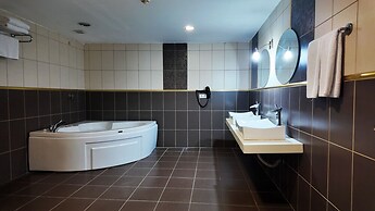 Grand Merpond Otel
