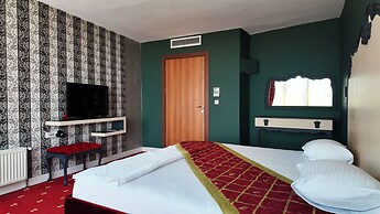 Grand Merpond Otel