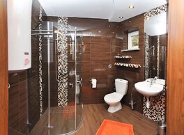 Ferienhaus Holiday Home Domki Raj