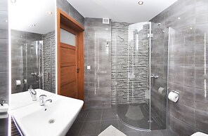 Ferienhaus Holiday Home Domki Raj