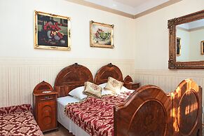 Metropolitan Apartments