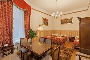 Metropolitan Apartments