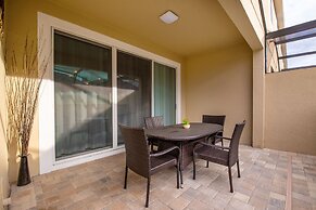 1570 Carey Palm Circle