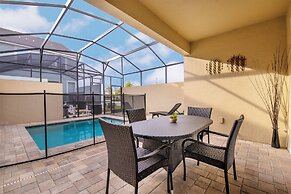 1570 Carey Palm Circle