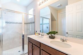 1570 Carey Palm Circle