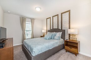 1570 Carey Palm Circle