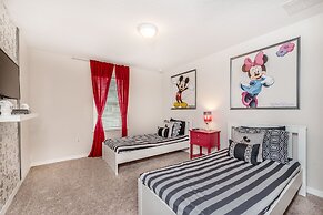 1570 Carey Palm Circle