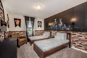 1570 Carey Palm Circle