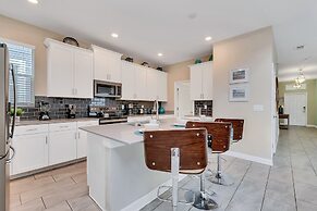 Stylish Home W/private Pool&spa, Near Disney!