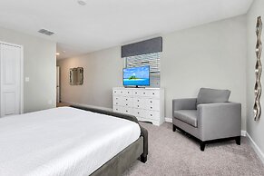 Stylish Home W/private Pool&spa, Near Disney!