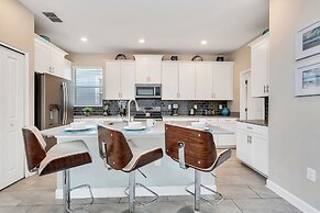 Stylish Home W/private Pool&spa, Near Disney!