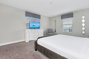 Stylish Home W/private Pool&spa, Near Disney!