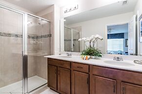 Beautiful Townhome W/pool &free Resort Access!