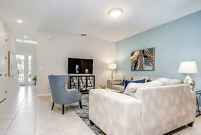 Beautiful Townhome W/pool &free Resort Access!