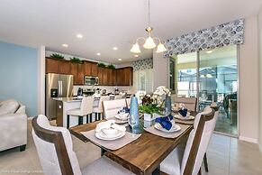 Beautiful Townhome W/pool &free Resort Access!