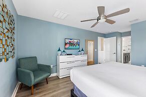 Stunning Home W/private Pool, Minutes From Disney!