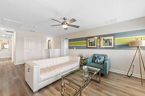 Stunning Home W/private Pool, Minutes From Disney!