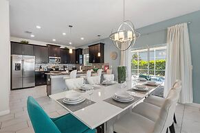Stunning Home W/private Pool, Minutes From Disney!