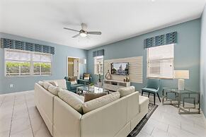 Stunning Home W/private Pool, Minutes From Disney!