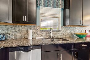 Stunning Home W/private Pool, Minutes From Disney!