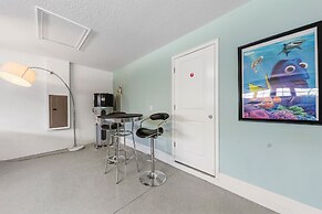 Stunning Home W/private Pool, Minutes From Disney!