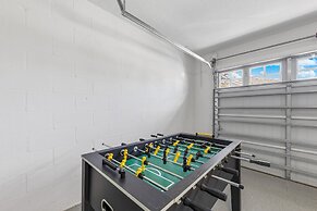 Stunning Home W/private Pool, Minutes From Disney!