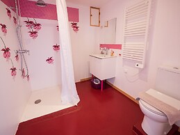 Yourtissimo - La Maison Rouge