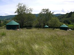 Yourtissimo - La Maison Rouge