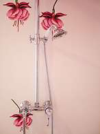 Yourtissimo - La Maison Rouge