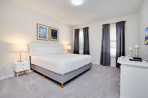 1851 Sawyer Palm Place