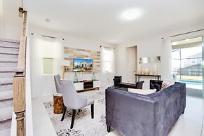 1851 Sawyer Palm Place