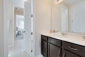 1851 Sawyer Palm Place