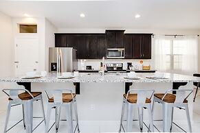 1851 Sawyer Palm Place